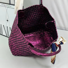 Snake-pattern woven shoulder bag