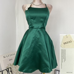 A-line party dress with a sleeveless and mini style