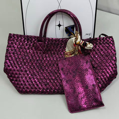 Snake-pattern woven shoulder bag