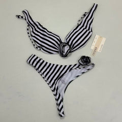 Three-dimensional flower split swimsuit