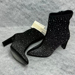 Pointed-toe water droplet stacked ankle boots