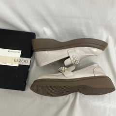 Pearl-Embellished Leather Shoes