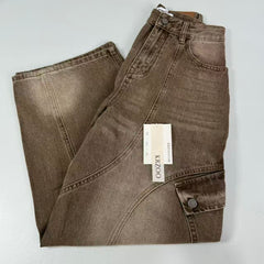 Contrasting color curved knife-shaped jeans