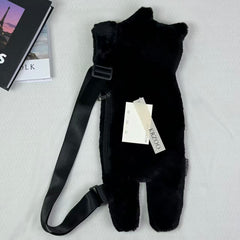 Black cat's underarm bag