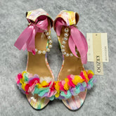 Wire pearl chain hollow high heel
