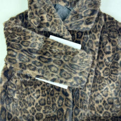 Wide-necked leopard print mink coat
