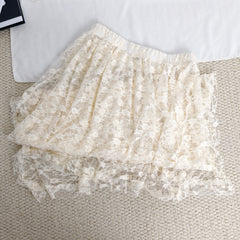 Ruffled irregular hemmed half-length skirt