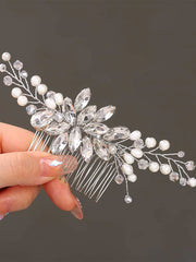 Vintage Pearl and Crystal Hair Comb �Formal Hairpiece