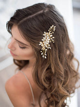 Sparkling Crystal Flower Wedding Hair Comb