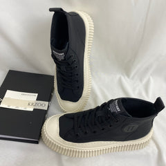 Soft Leather Lightweight Sneakers