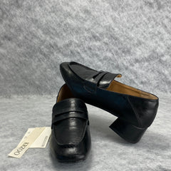 Soft-soled flat-bottomed commuting shoes