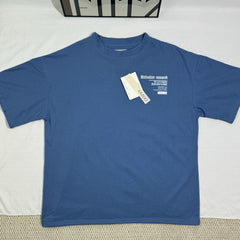 Short-sleeved T-shirt with long and loose fit