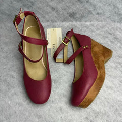 Hook-and-loop cross-laced high-cushion heel sandals