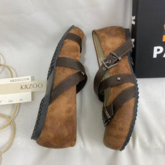 Round-Toe Flat Shoes with Buckle