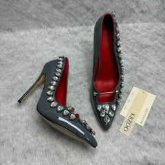 Beaded pointed metal buckle high-heeled shoes