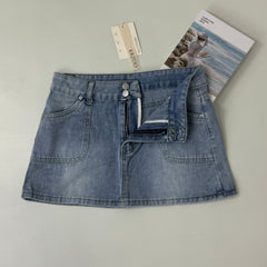 Double-button high-waisted slim-fit denim skirt