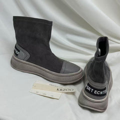 Elastic thick-soled short boots with soft bottom