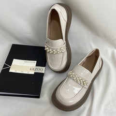 Pearl-Embellished Leather Shoes