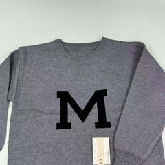 Letter patterned short-sleeved knit shirt