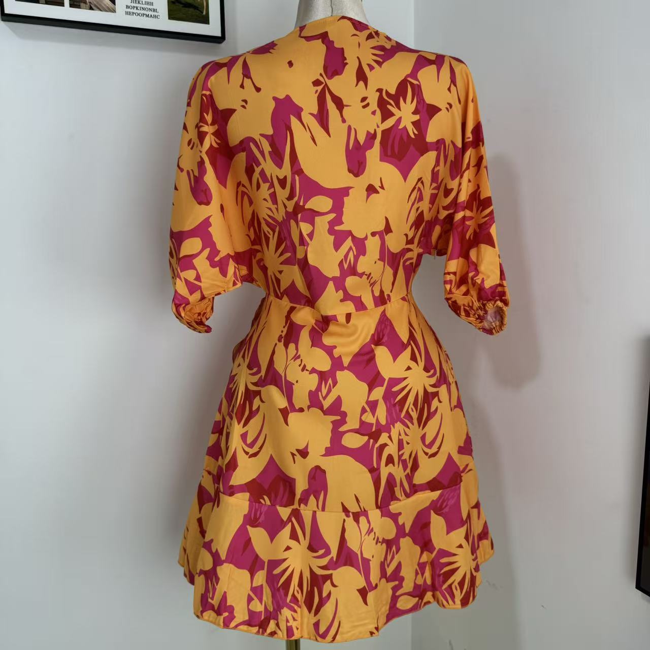 V-Neck Loose-Fit Batwing Sleeve Printed Dress