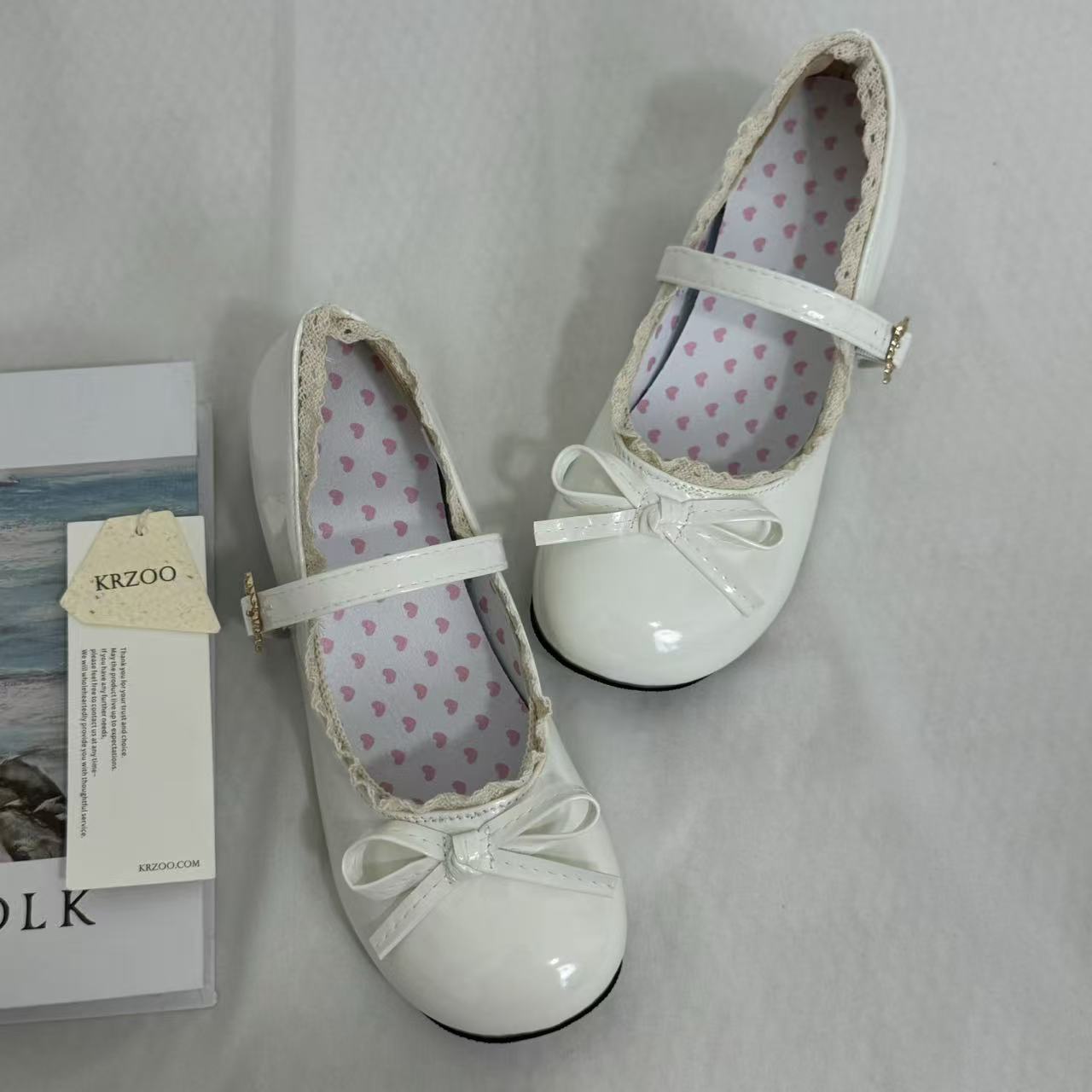 Versatile Low-Cut Bow Shoes