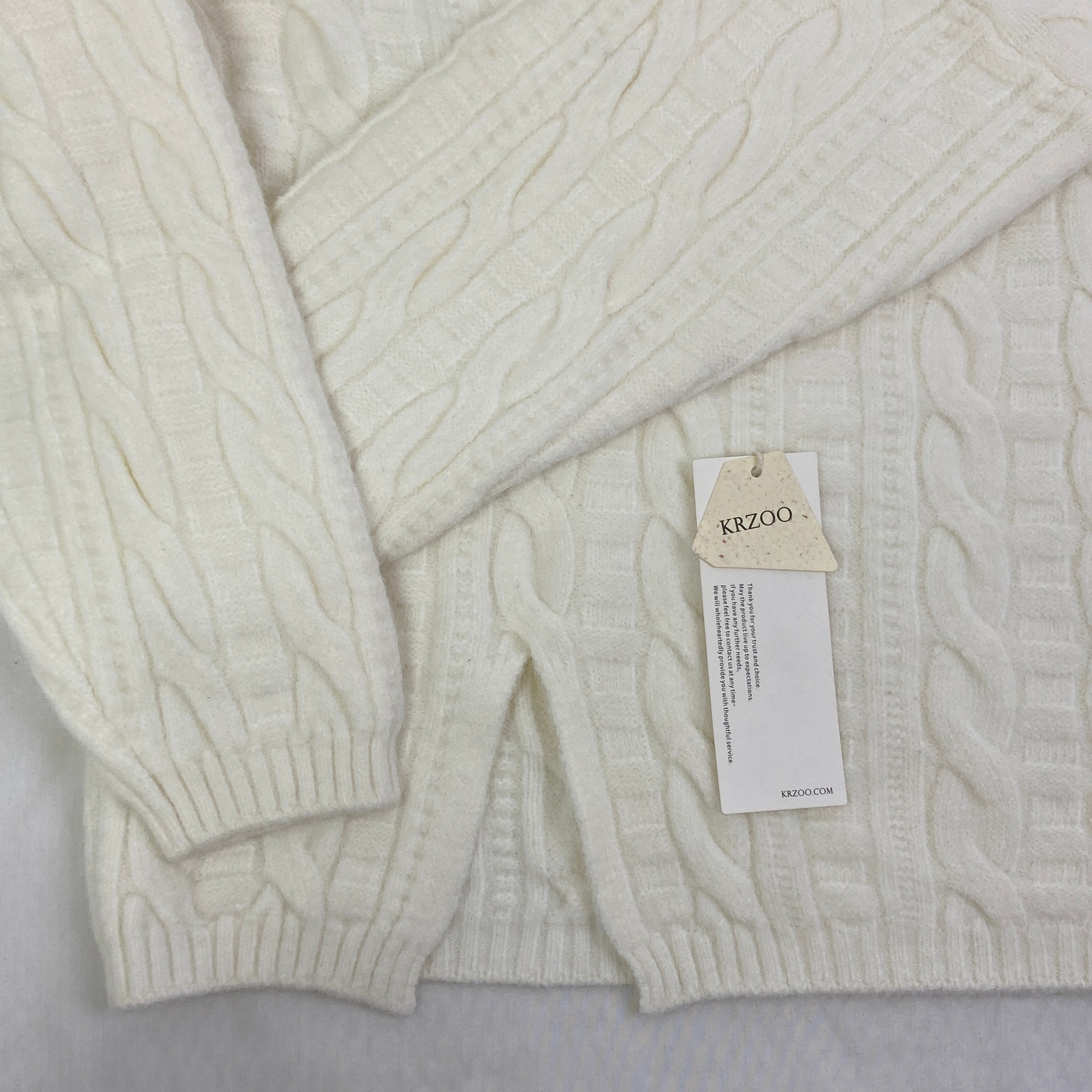 Plaid round-neck pullover sweater