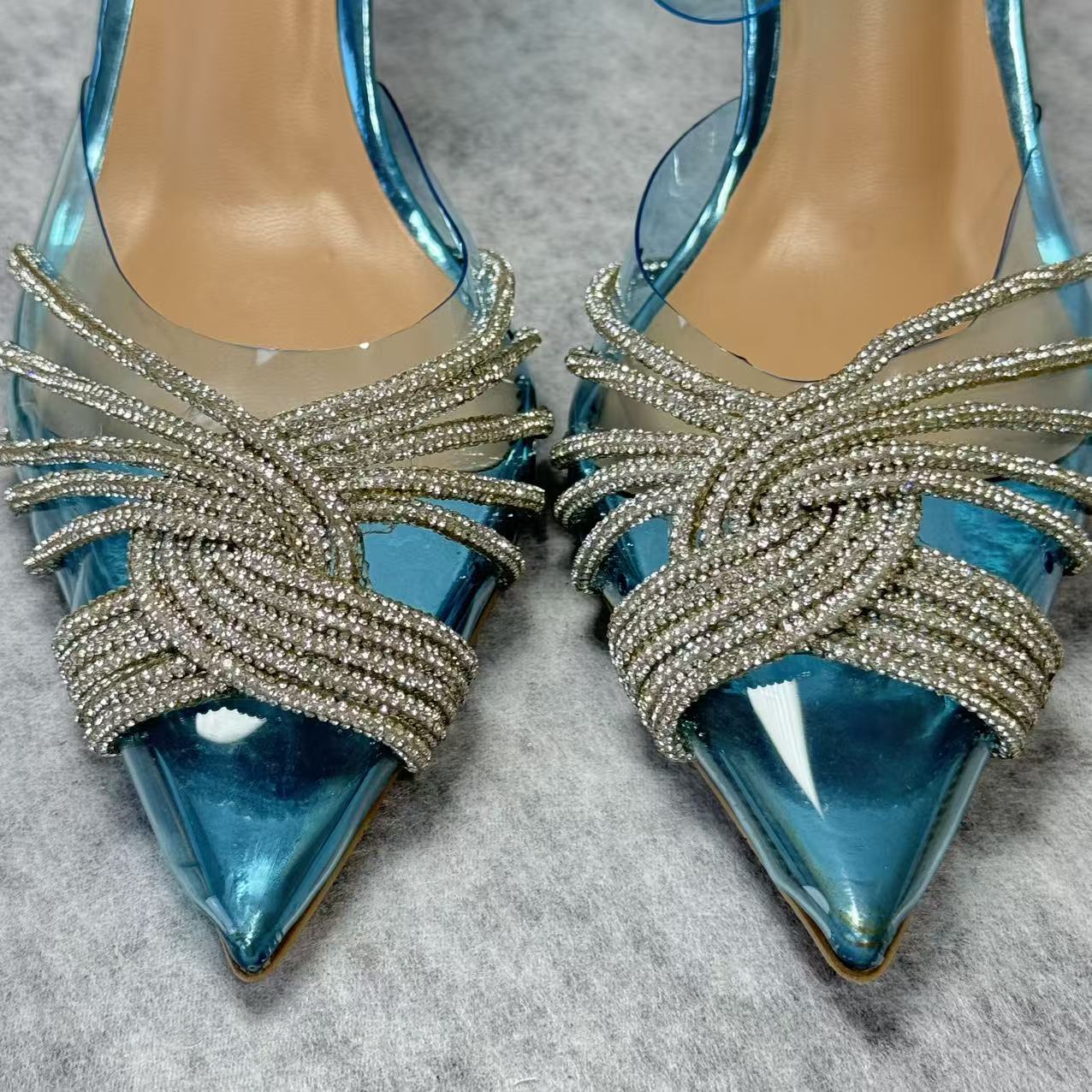 Pointed-toe transparent crystal high heels
