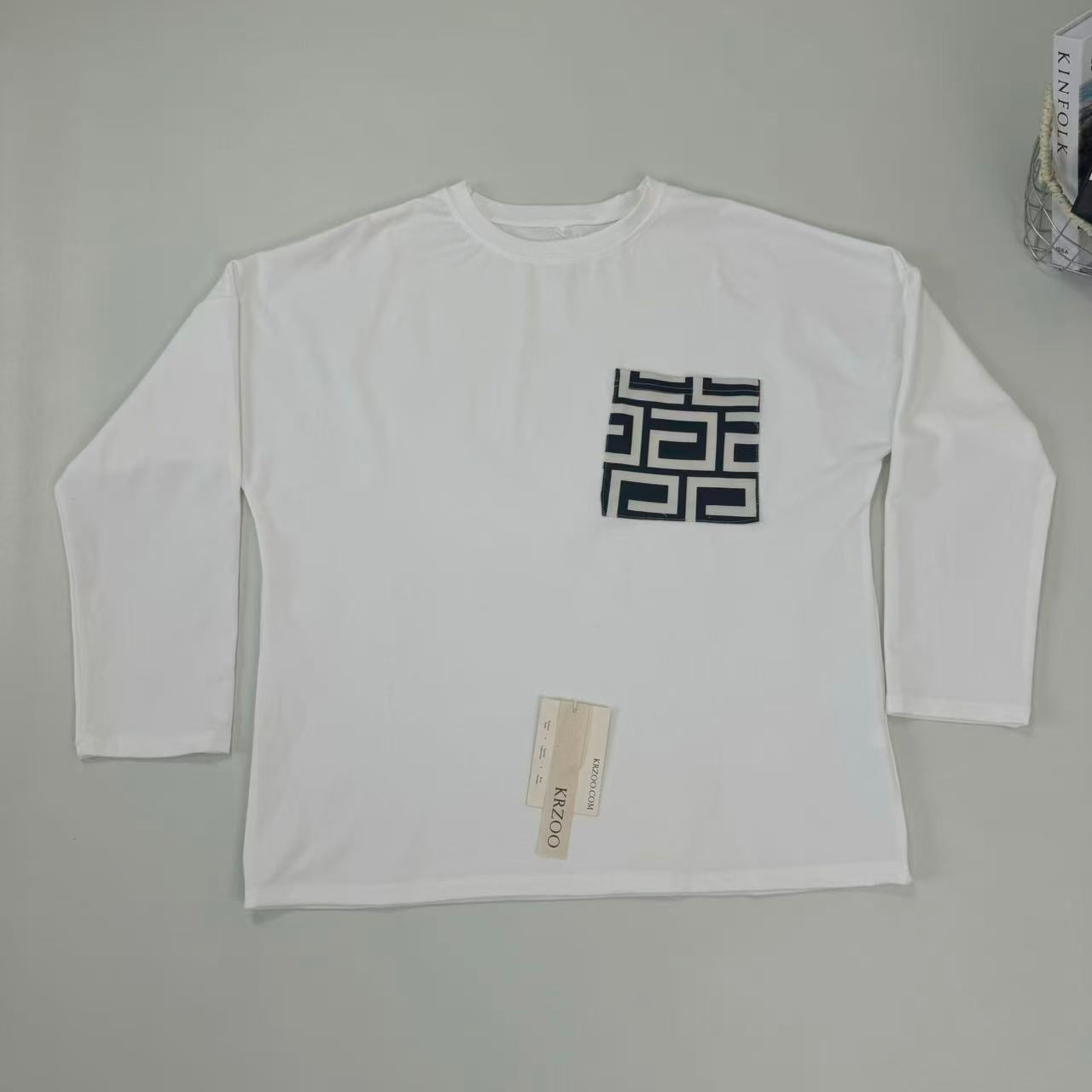 Printed long-sleeved large-sized loose-fitting top