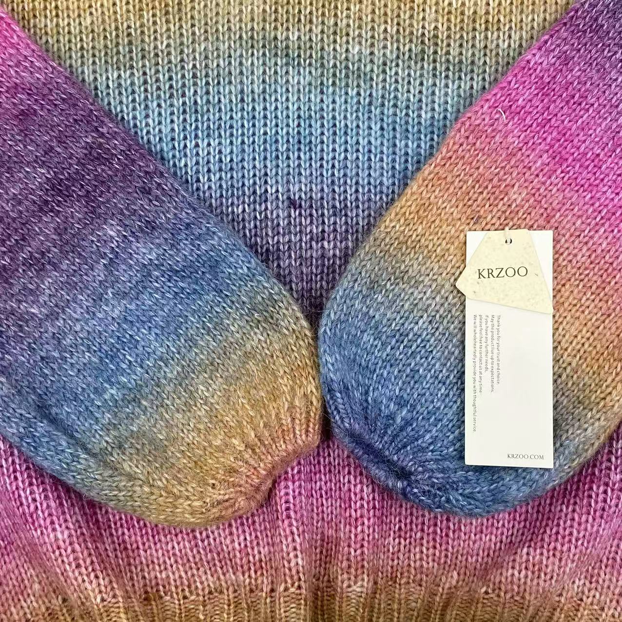 Graduated color soft knitted sweater