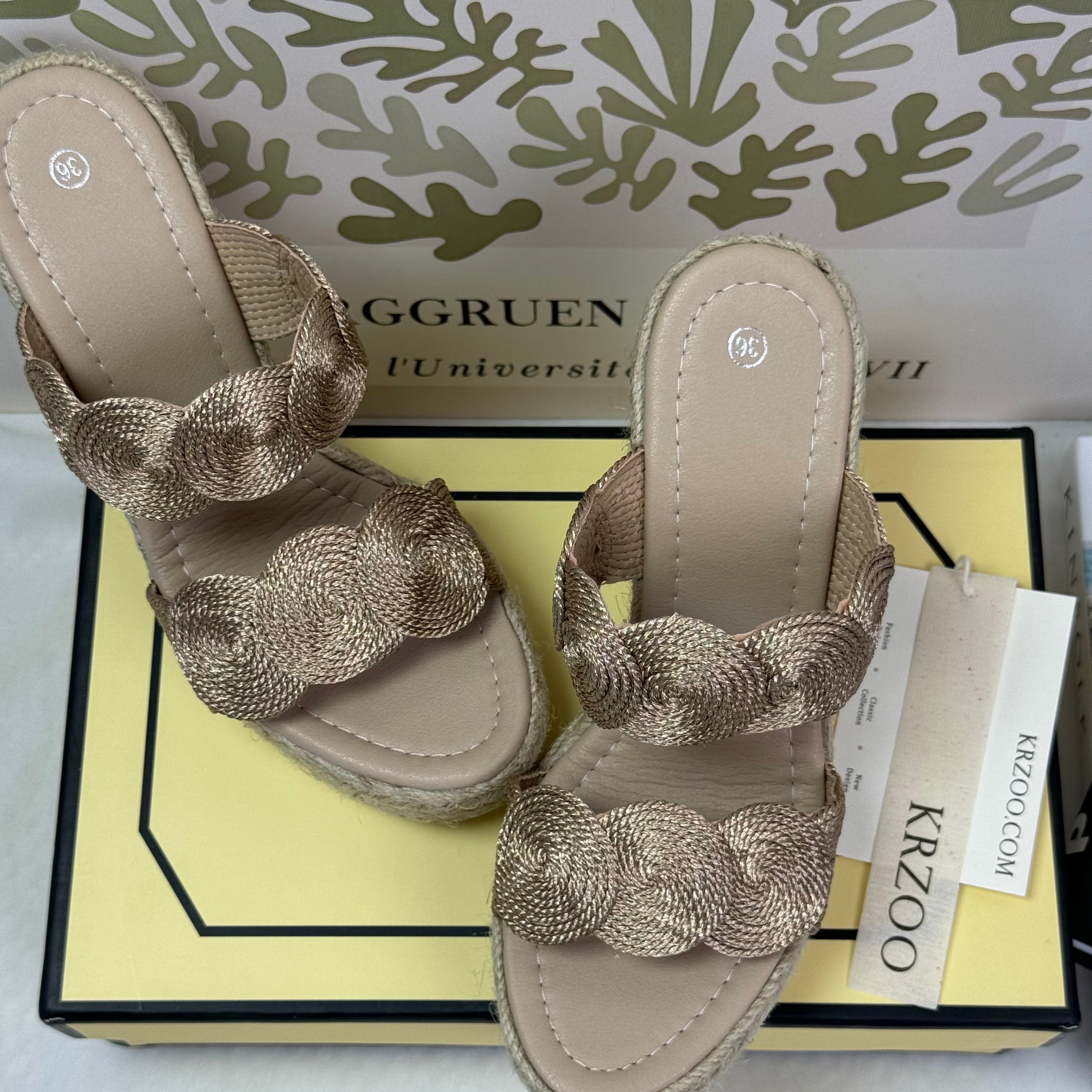 Woven grass wedge waterproof platform shoes