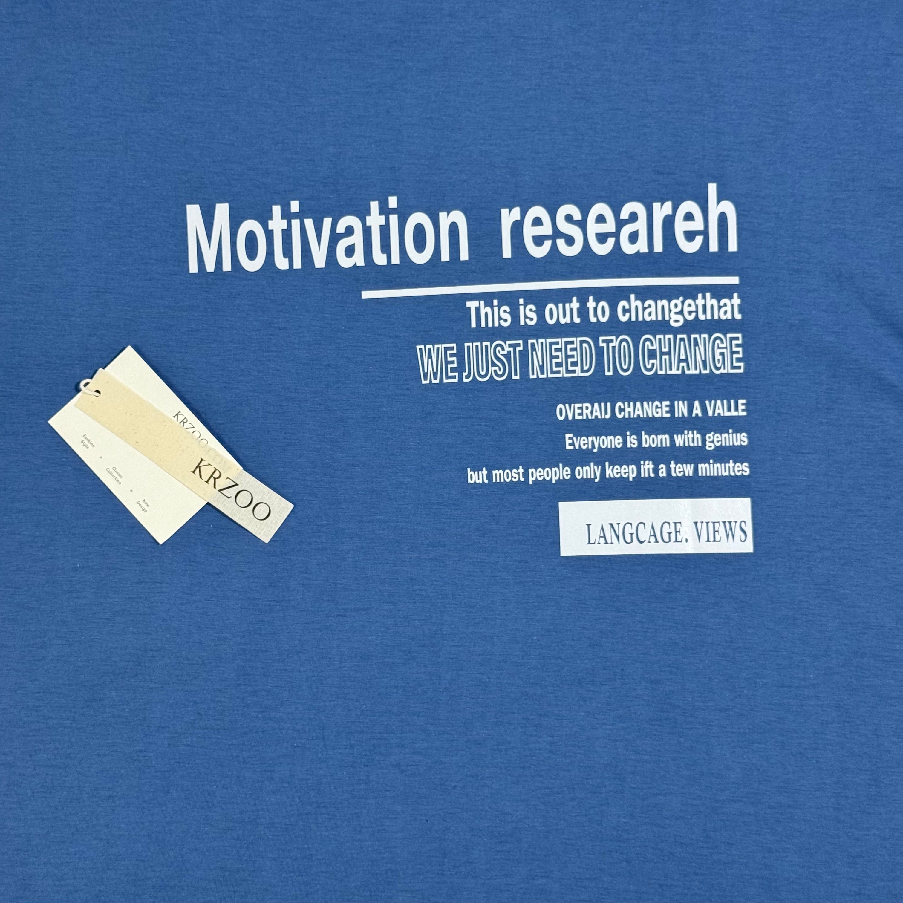 Short-sleeved T-shirt with long and loose fit