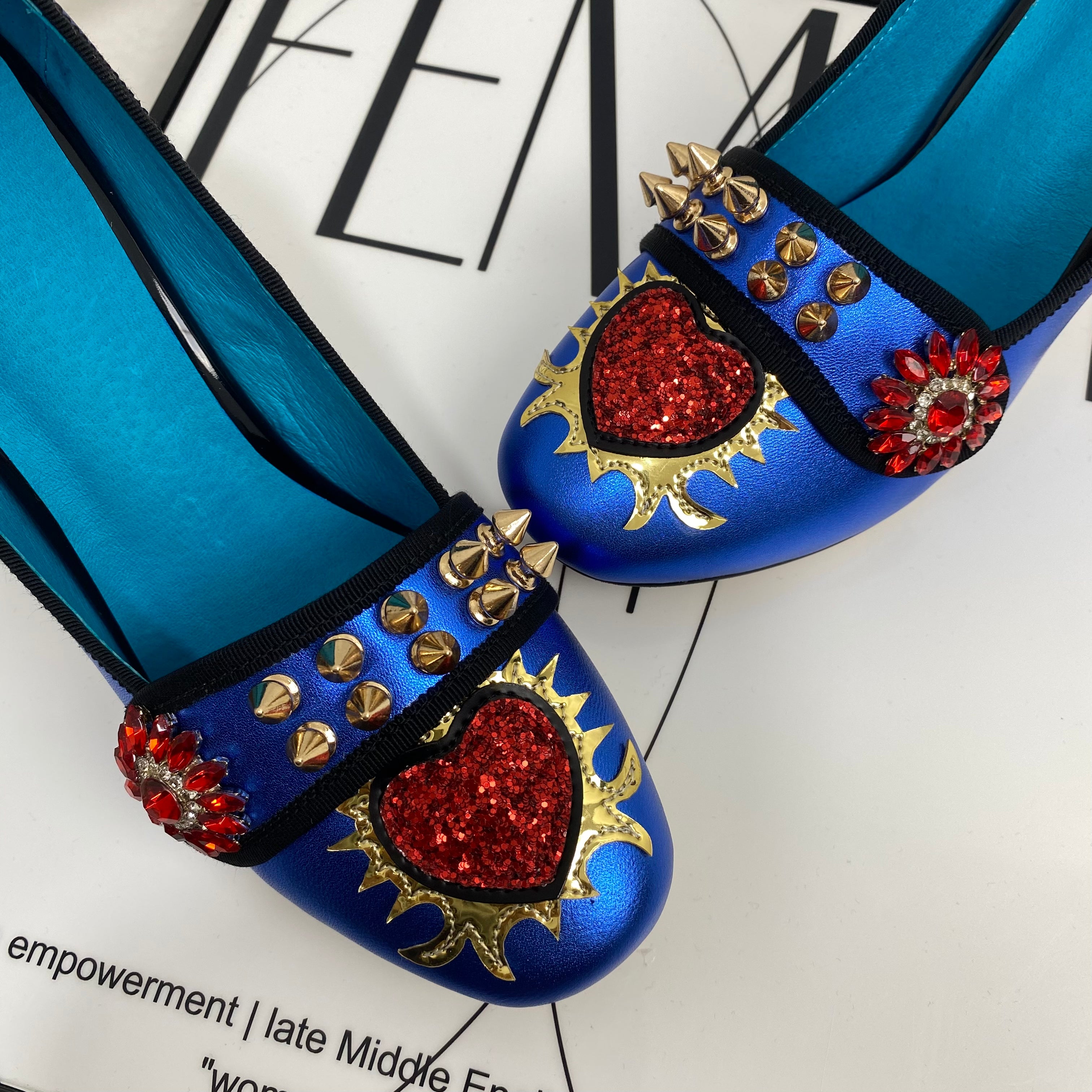 Large Size Chinese Ethnic Style Shoes