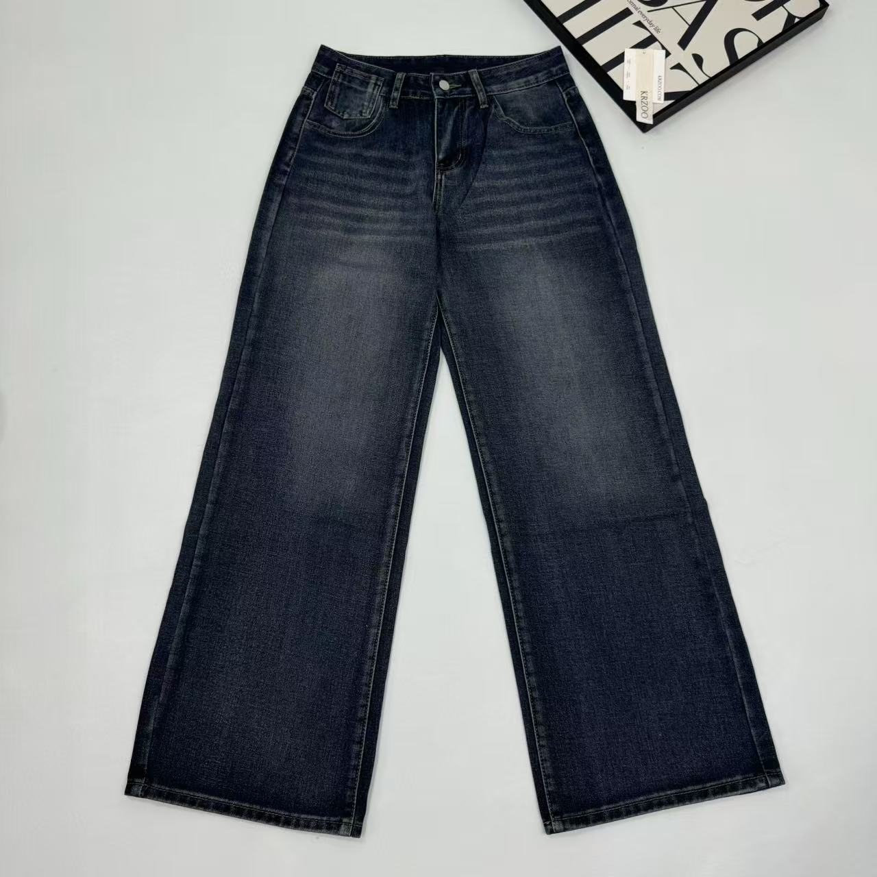 Retro blue water-washed mid-rise flared pants