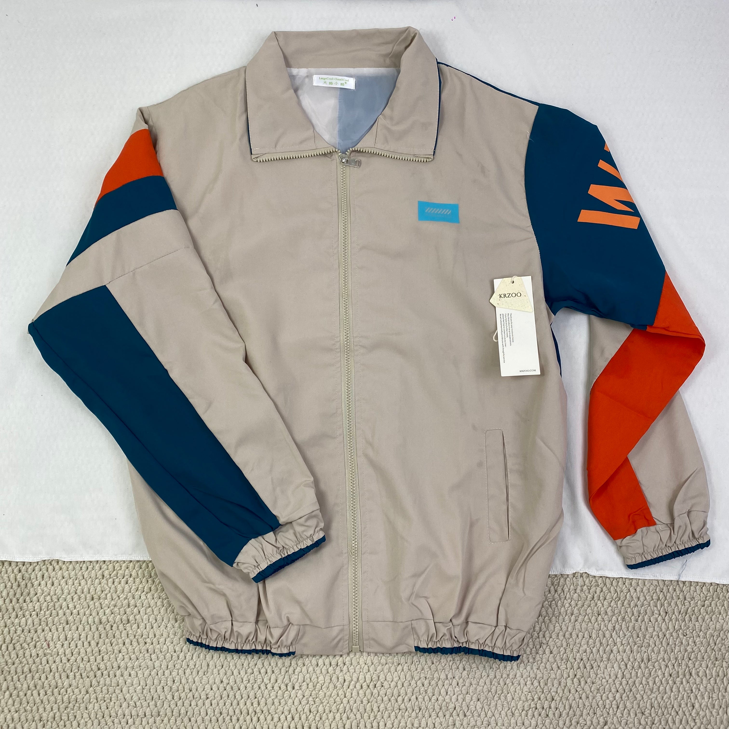Standing collar straight-cut jacket