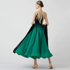 YUN Customisable-Women's Long Sleeve V Neck DiamonWaltModern Ballroom Dance Dress Competition Dresses