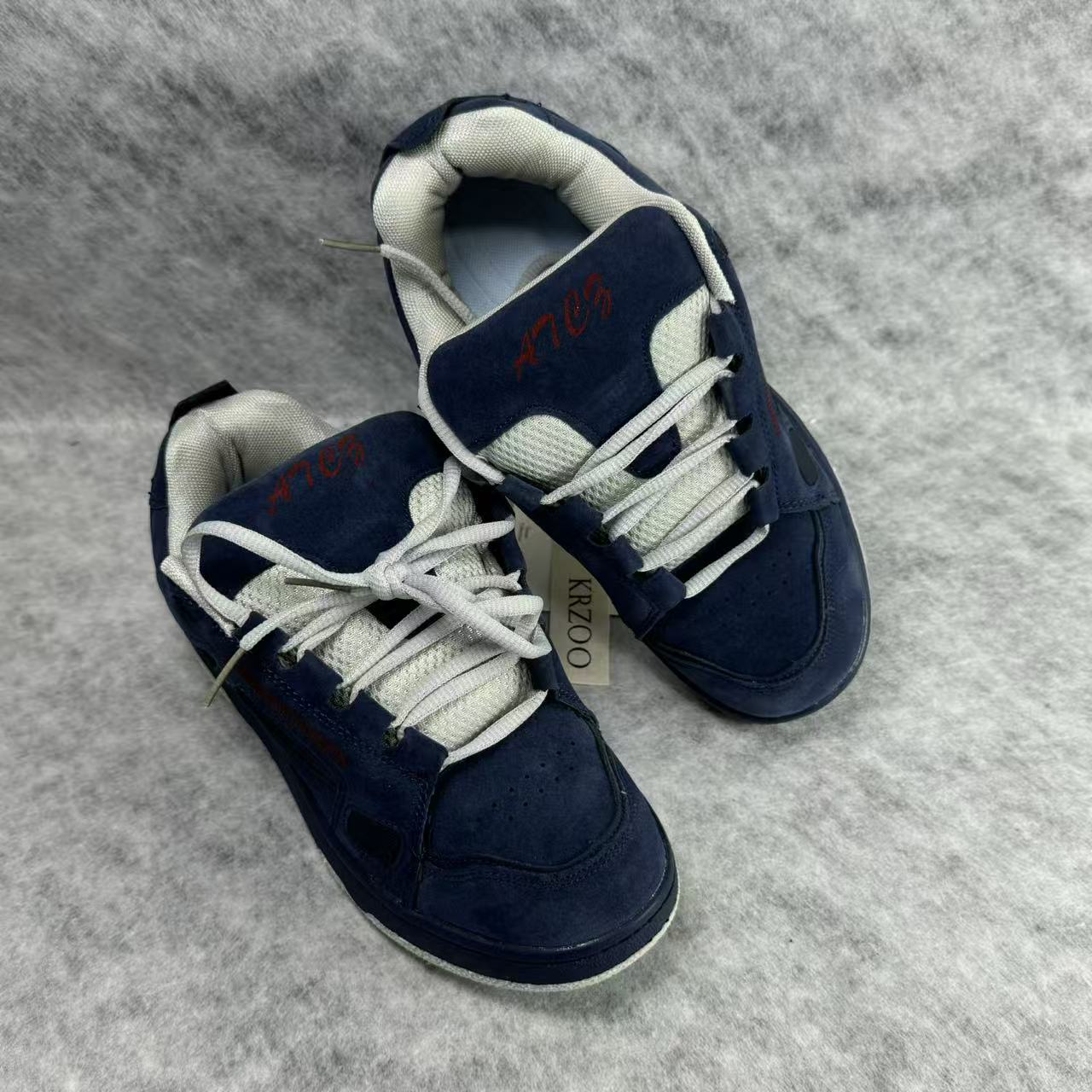 Leather platform casual sneakers