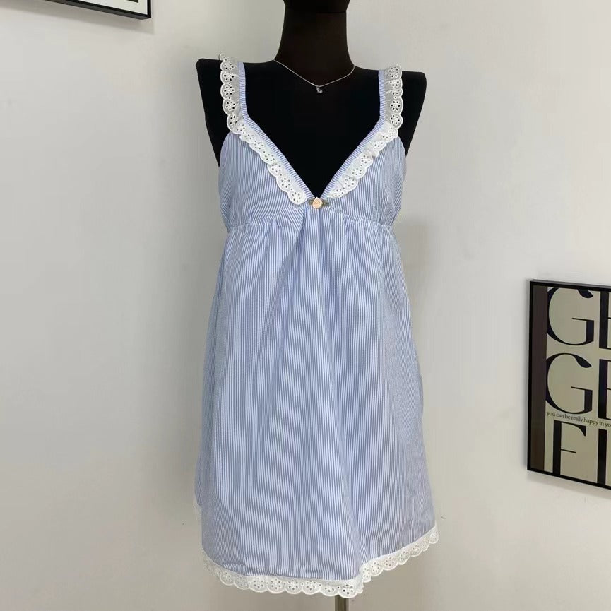 French Retro Deep V-Neck Lace Dress