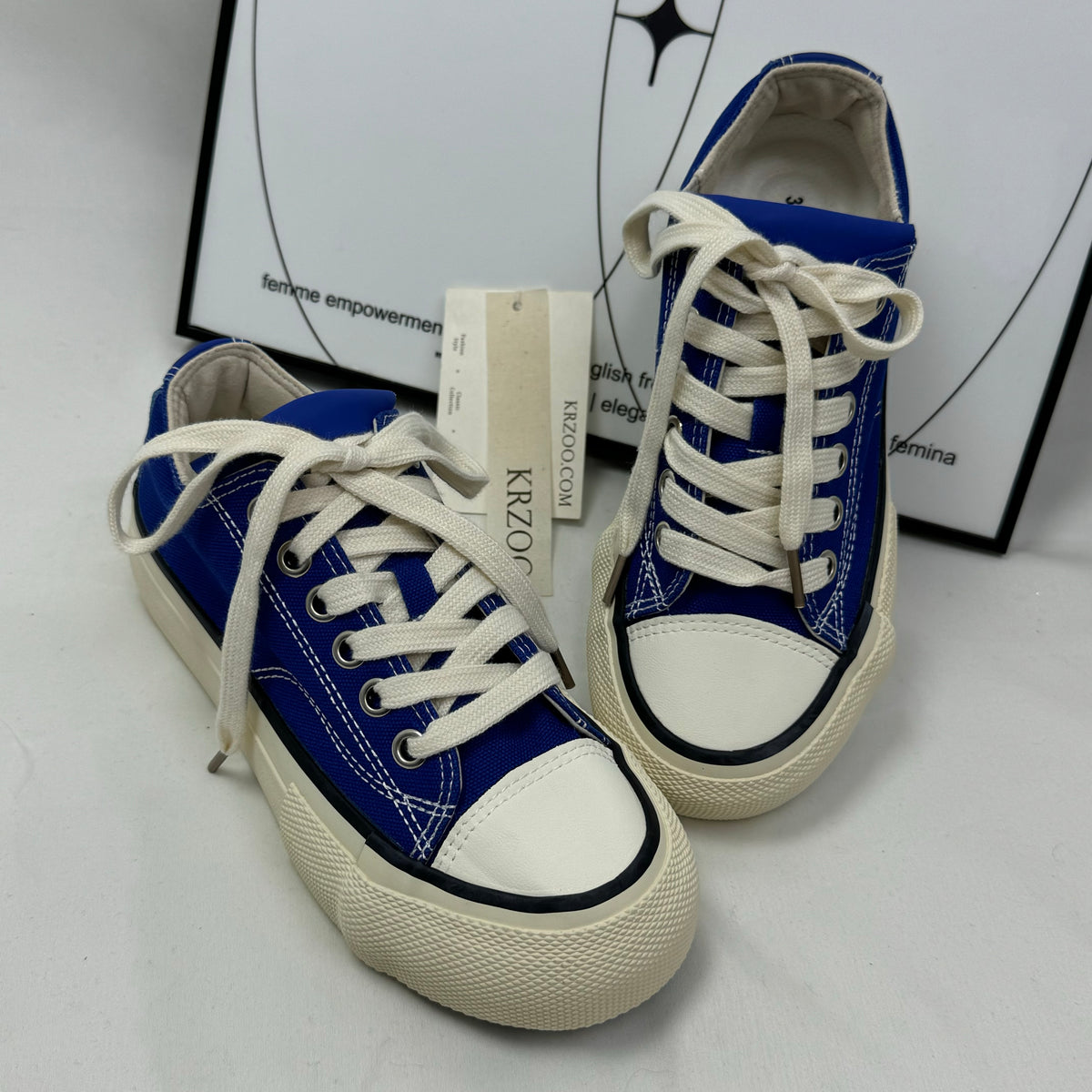 High-top lace-up canvas shoes