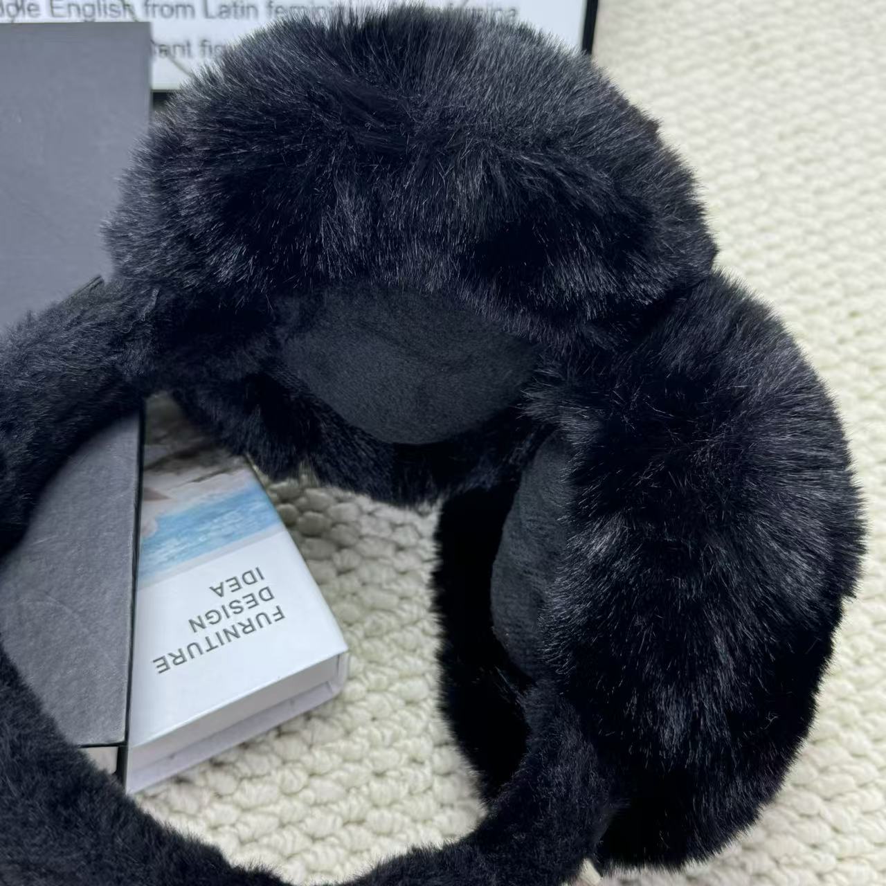 Sheepskin one-piece warm ear cover