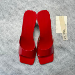 Square-toe thick-soled single-heeled high heel