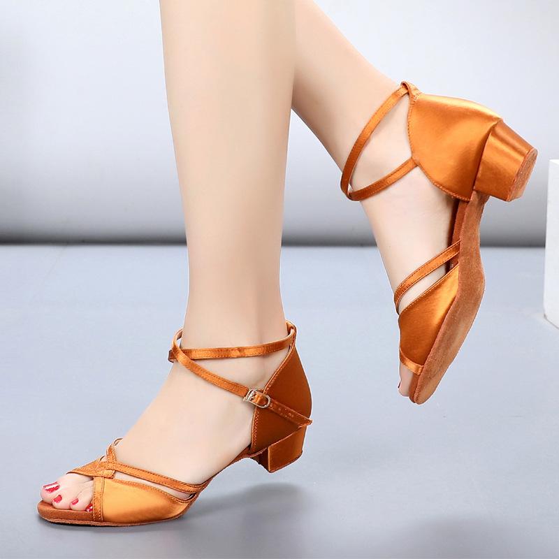 Women's Satin 3.5cm Heel Ballroom Dance Shoes Latin Dance Shoes