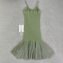 Skirt with contrasting bottom beads