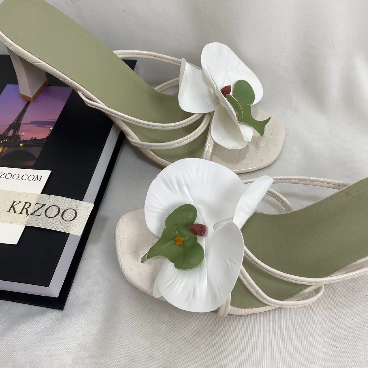 Floral Toe-Post High-Heeled Sandals