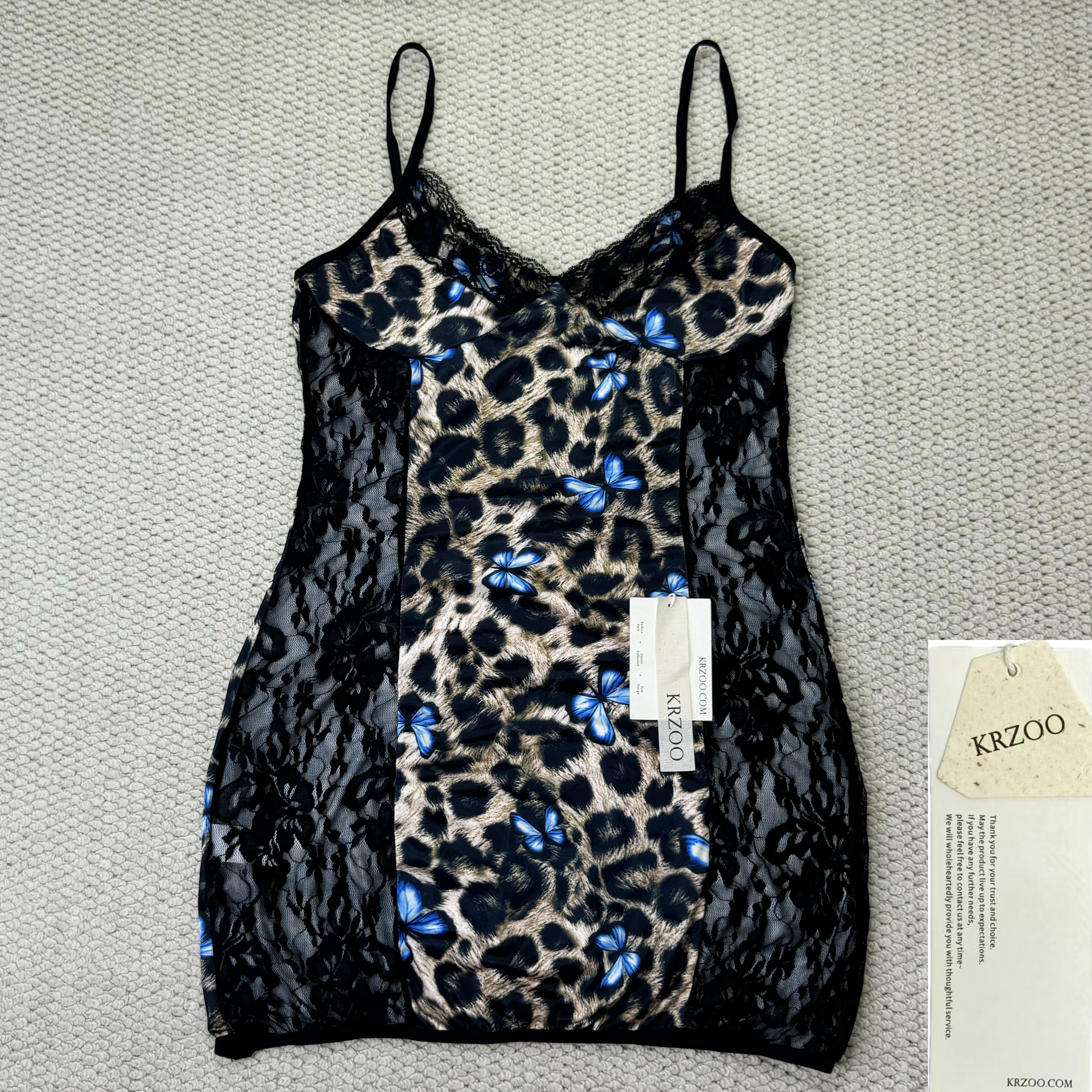 Leopard print butterfly pattern pajamas