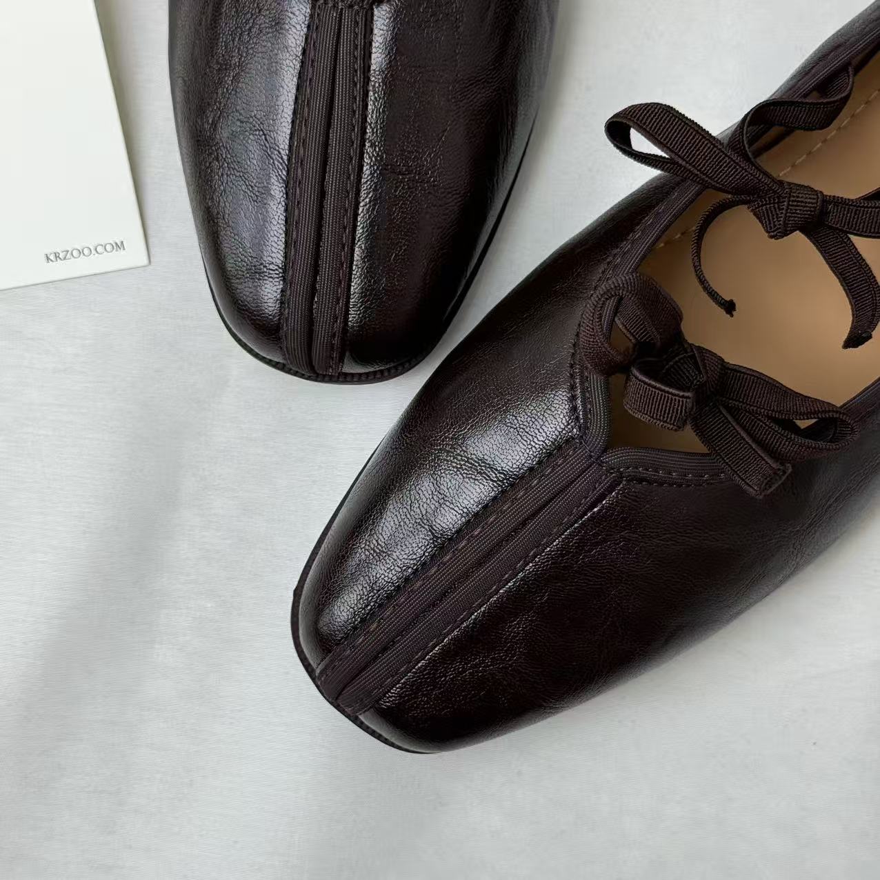 Soft-Leather Square-Toe Retro Bow Mary Janes