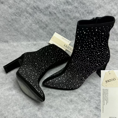 Pointed-toe water droplet stacked ankle boots