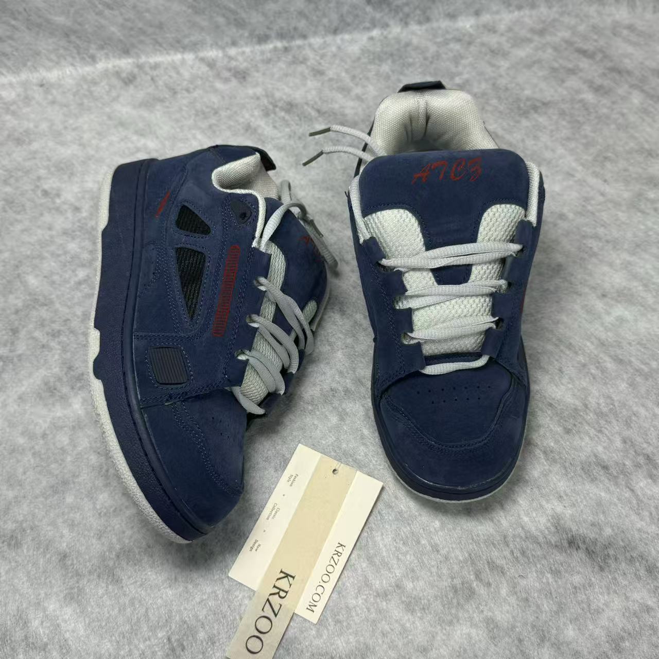 Leather platform casual sneakers