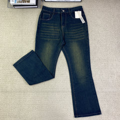 Washable slim-fit and thigh-enhancing jeans