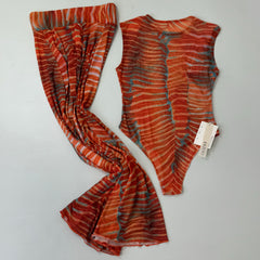 Sleeveless top and full-length skirt set