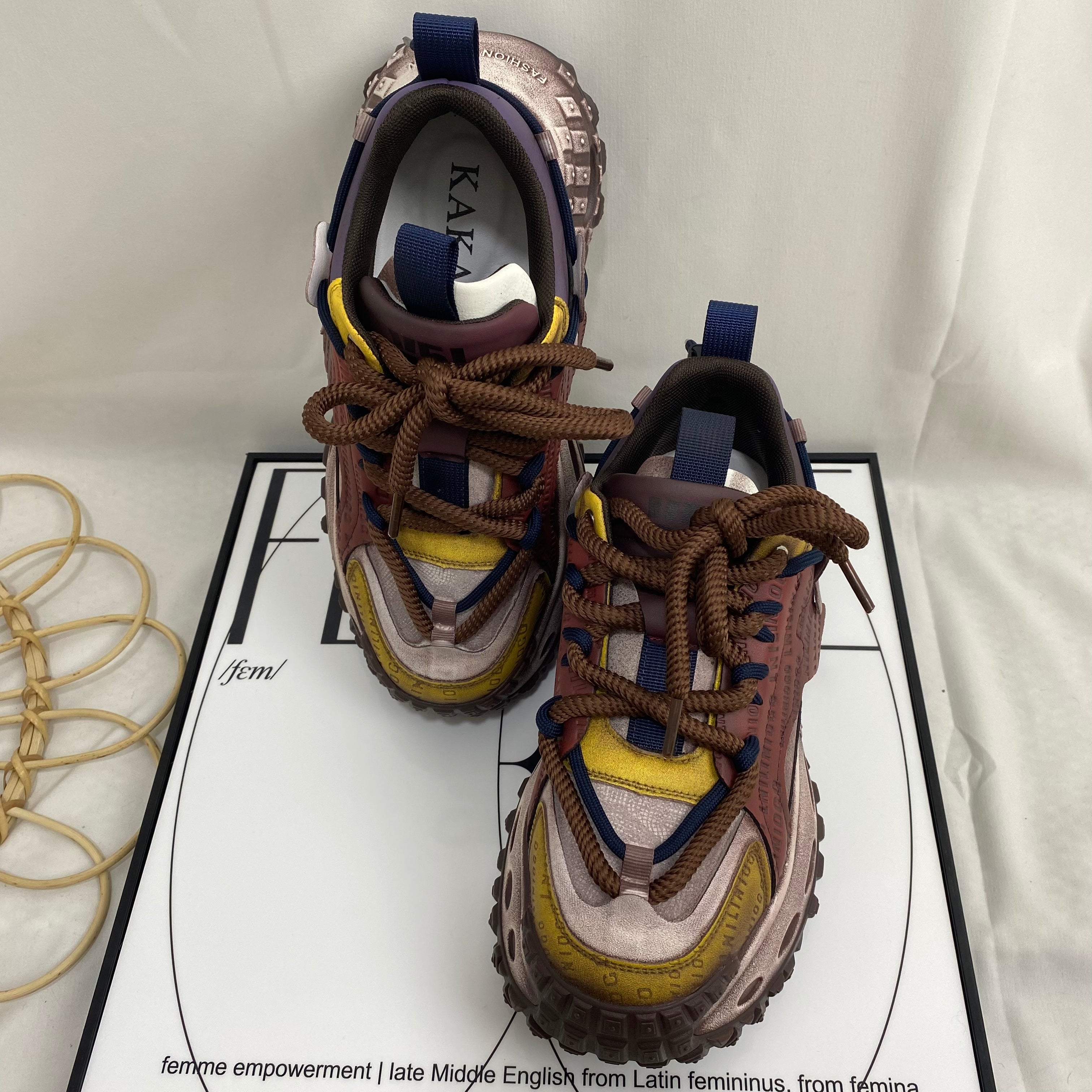 Height-Increasing Casual Shoes